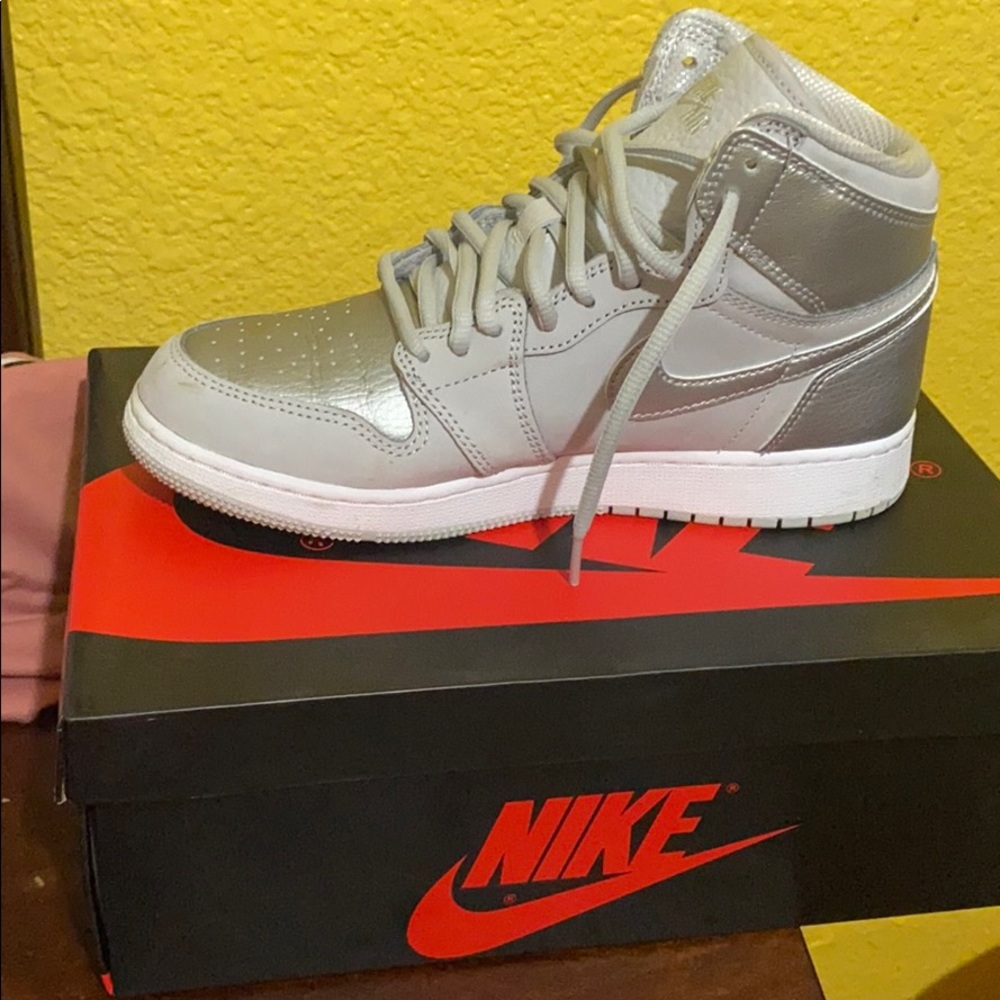 Air Jordan 1